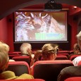   Wczoraj w Artus Cinema mieszczącym się w "Centrum Kultury Dwór Artusa" w Toruniu odbyło się pierwsze spotkanie z cyklu "OBIEKTYWnie O PRZYRODZIE". Ten reaktywowany cykl spotkań wpisuje się w […]
